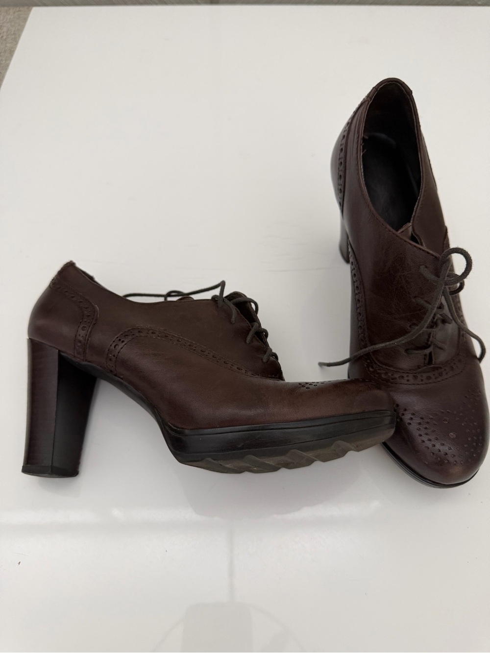Franco Sarto Dark Brown Lace-Up Heeled Oxfords